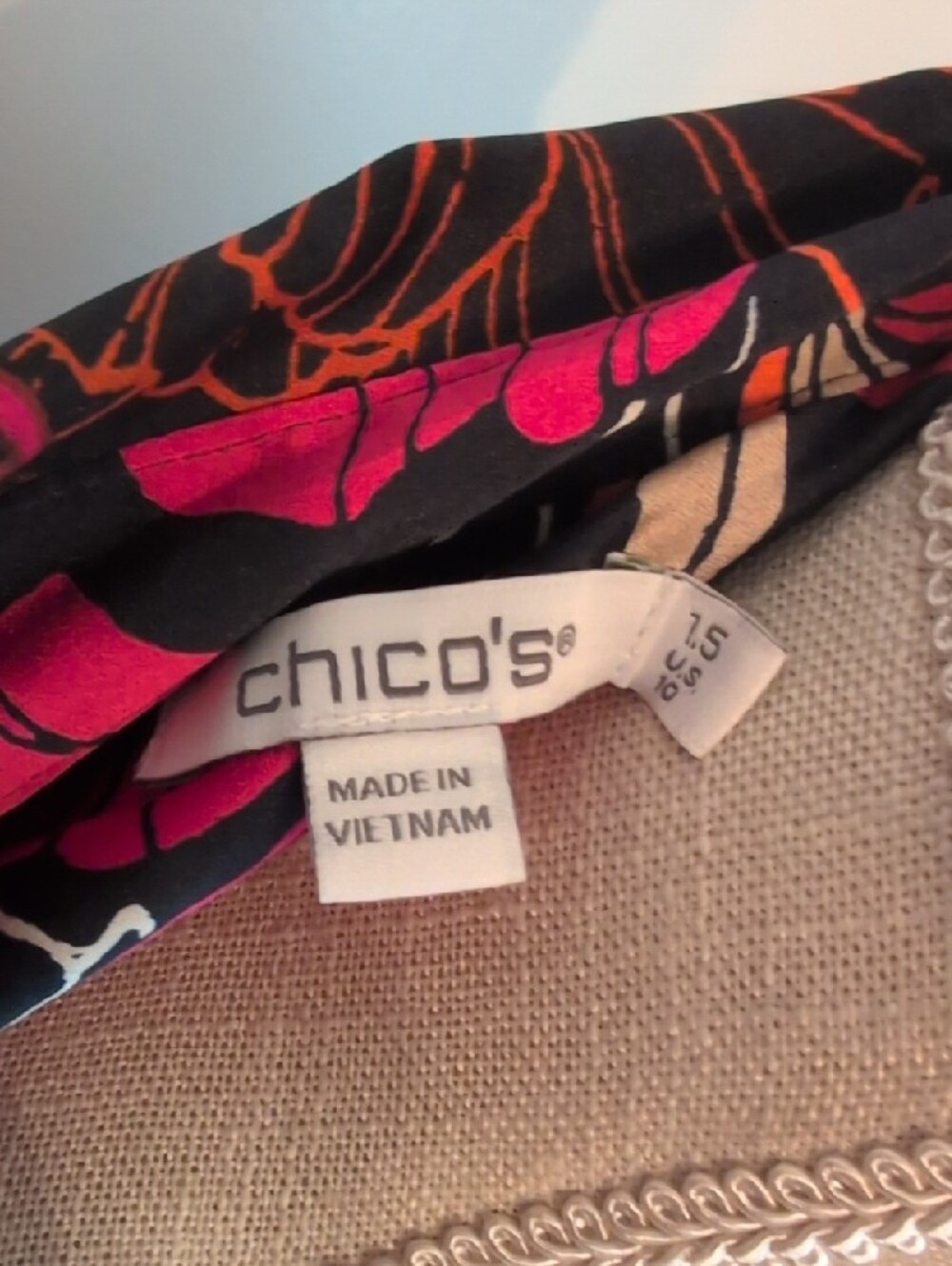 Chico's Button Up Shirt Dress - Sz 1.5 - Picture 3 of 6